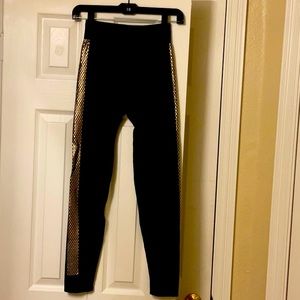 Stylish gold detail leggings